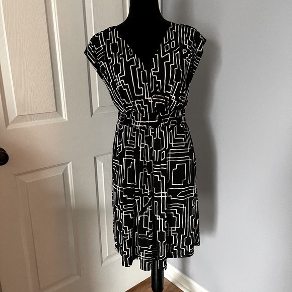 Worthington Dresses & Skirts - Worthington Stretch Dress